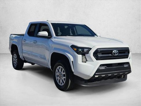 Used 2024 Toyota Tacoma SR5 image 3