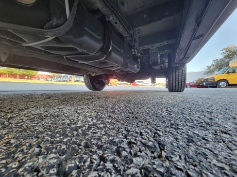 Used 2019 Ford Transit 150 XL RWD image 33