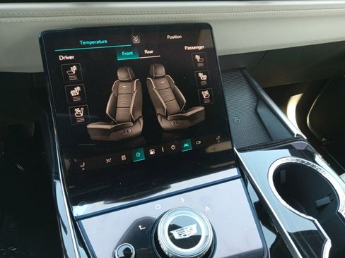 New 2026 Cadillac Escalade ESV Sport image 18