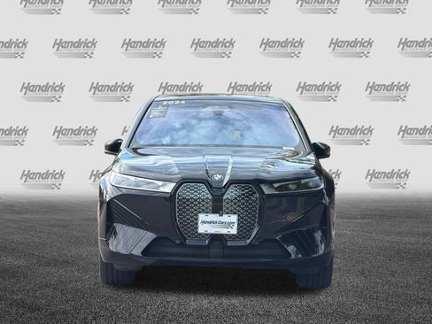 Used 2024 BMW iX xDrive50 w/ Premium Package AWD/4WD image 10