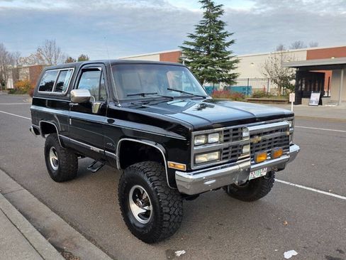 Used 1989 Chevrolet Blazer 4WD image 3