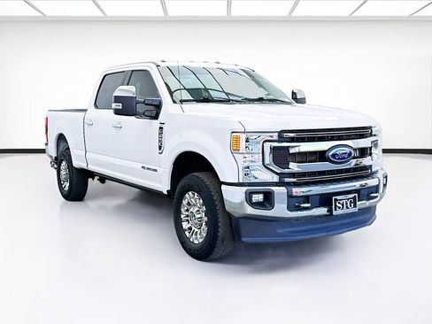 Used 2021 Ford F250 XLT w/ XLT Premium Package image 3