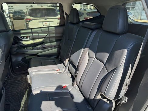 Used 2020 Subaru Ascent Limited w/ Technology Package AWD/4WD image 12