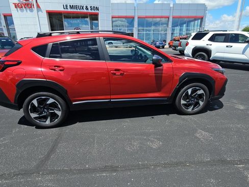 Used 2024 Subaru Crosstrek 2.5i Limited AWD/4WD image 2