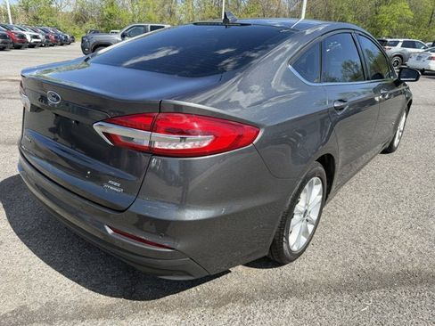 Used 2020 Ford Fusion SE FWD image 7