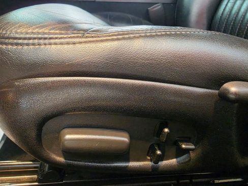 Used 2000 Chevrolet Corvette Convertible RWD image 23