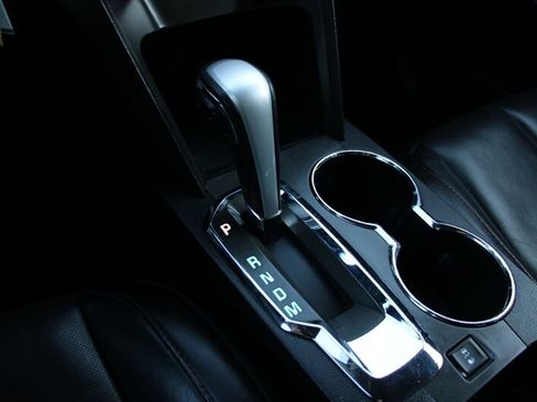 Used 2011 Chevrolet Equinox LTZ image 8