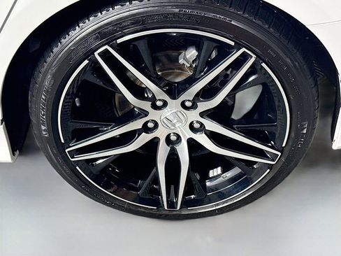 Certified 2021 Honda Accord Touring image 28