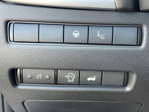 New 2026 Nissan Rogue Platinum AWD/4WD image 33