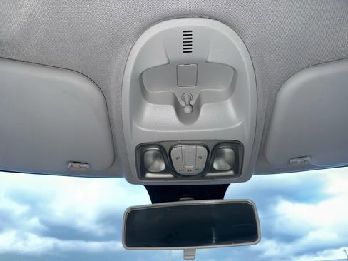 Used 2014 FIAT 500L Trekking FWD image 31
