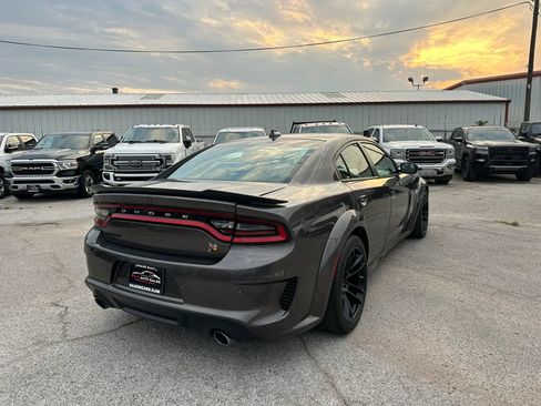 Used 2020 Dodge Charger Scat Pack RWD image 5