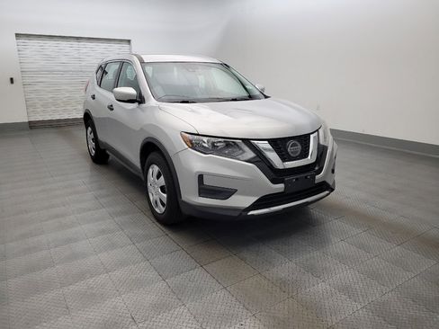 Used 2020 Nissan Rogue S AWD/4WD image 13