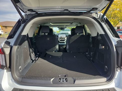 New 2026 Ford Explorer Active w/ Active Comfort Package image 10