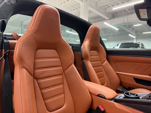 Certified 2026 Porsche 911 Targa 4 GTS AWD/4WD image 26