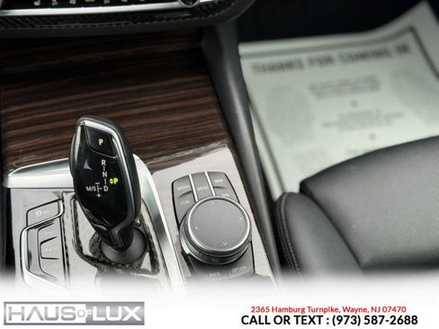 Used 2021 BMW 530i xDrive w/ Convenience Package image 30