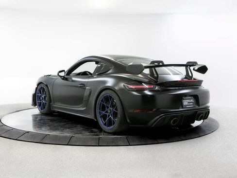 Used 2024 Porsche 718 Cayman GT4 RS RWD image 3