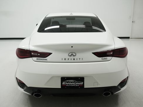 Used 2017 INFINITI Q60 w/ Premium Plus Package 2.0T RWD image 5