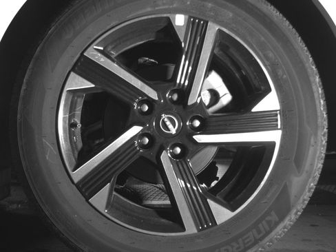 Used 2025 Nissan Sentra SV FWD image 14