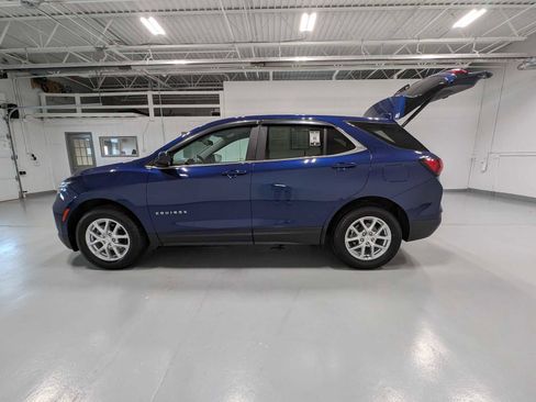 Certified 2022 Chevrolet Equinox LT AWD/4WD image 11
