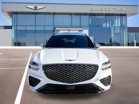 Used 2025 Genesis GV70 3.5T Sport w/ Sport Prestige Package image 3