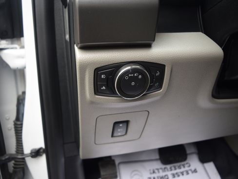 Used 2015 Ford F150 XLT w/ Equipment Group 301A Mid image 7