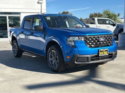 New 2026 Ford Maverick XLT image 3