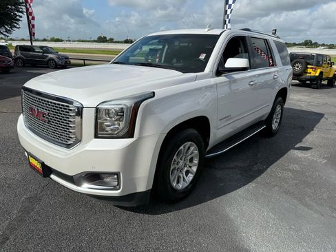 Used 2017 GMC Yukon Denali w/ Open Road Package image 1