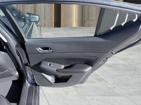 Used 2022 Nissan Altima 2.5 SR image 35