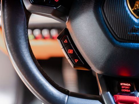 Used 2015 Lamborghini Huracan LP 610-4 image 51