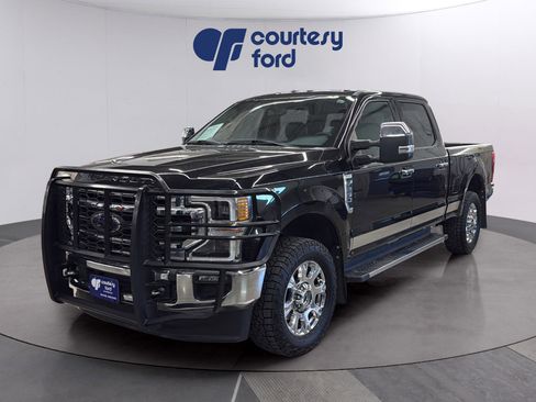 Used 2020 Ford F250 Lariat w/ Lariat Ultimate Package image 4