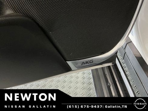 Used 2021 Cadillac Escalade ESV Sport Platinum RWD image 45
