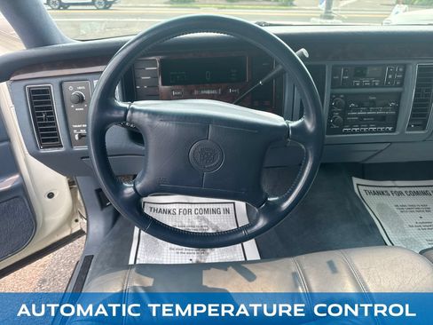 Used 1995 Cadillac Fleetwood Brougham RWD image 13