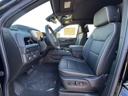 New 2026 Chevrolet Tahoe Premier image 9