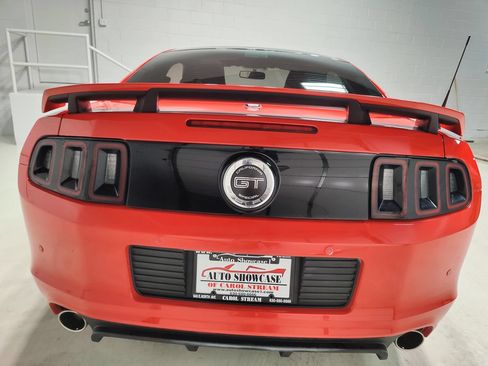 Used 2014 Ford Mustang GT w/ Equipment Group 402A RWD image 8