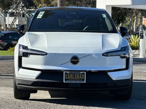 New 2026 Volvo EX30 Plus image 3