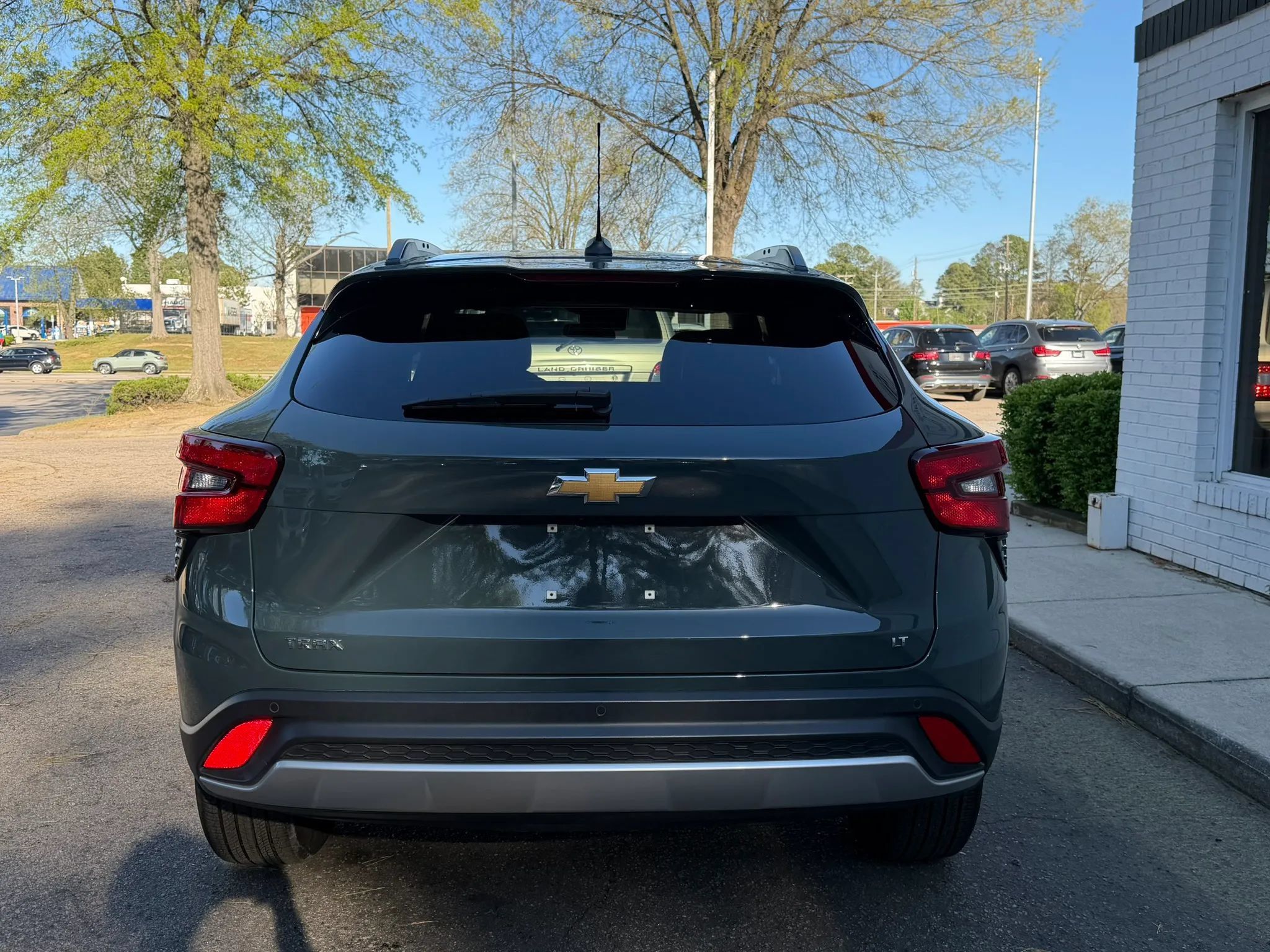 Used 2025 Chevrolet Trax LT w/ Driver Confidence Package FWD image 6