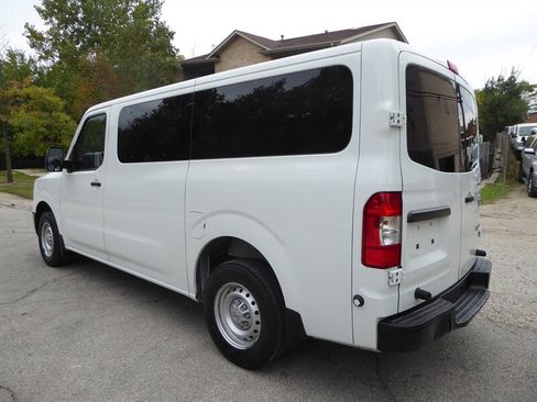 Used 2017 Nissan NV 3500 S w/ Power Package image 5