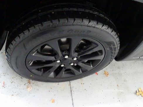 Certified 2024 Jeep Grand Cherokee L Overland w/ Trailer Tow Package image 28