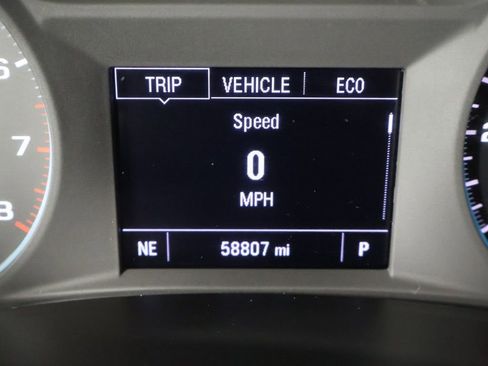 Used 2024 Chevrolet Malibu LT FWD image 34