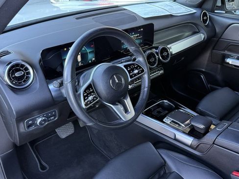 Used 2021 Mercedes-Benz GLB 250 GLB 250 image 20