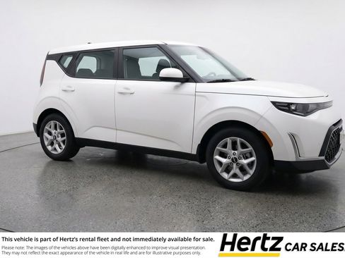 Used 2025 Kia Soul LX w/ LX Technology Package image 1