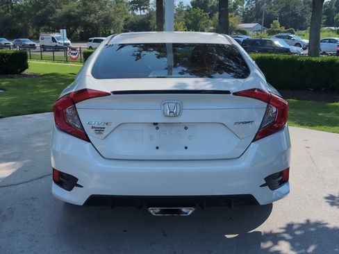 Used 2019 Honda Civic Sport image 9