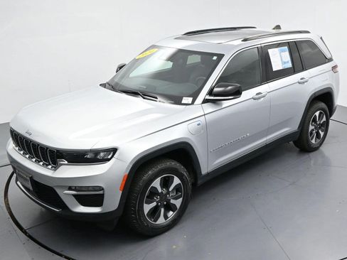 Used 2024 Jeep Grand Cherokee Limited 4xe AWD/4WD image 46