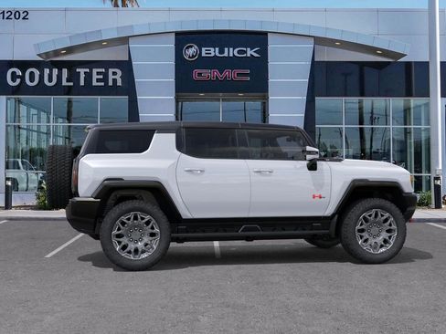 New 2025 GMC Hummer EV 3X w/ LPO, Illumination Package image 5