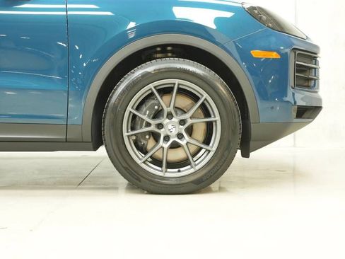 New 2026 Porsche Cayenne AWD/4WD image 40