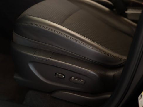 Used 2022 Buick Encore Preferred w/ Safety Package II image 19