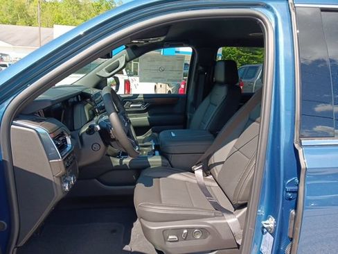 New 2026 GMC Yukon Denali AWD/4WD image 6