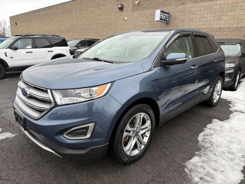 Used 2018 Ford Edge Titanium w/ Equipment Group 301A image 4