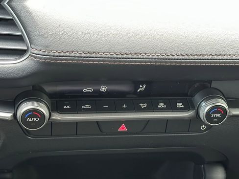 New 2026 MAZDA MAZDA3 2.5 S Hatchback w/ Premium Pkg image 22