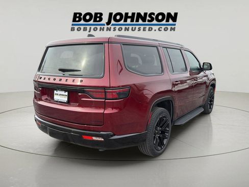 Used 2024 Jeep Wagoneer Series II image 3